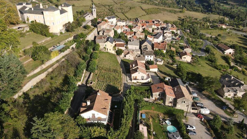 lesoleilo Suite Chateau ou Baume 1