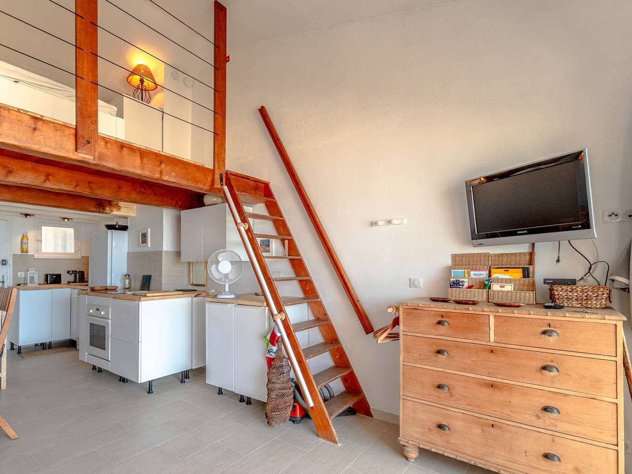 Foto 6 von 19: Helles Studio mit Klimaanlage und Parkplatz in Port Grimaud