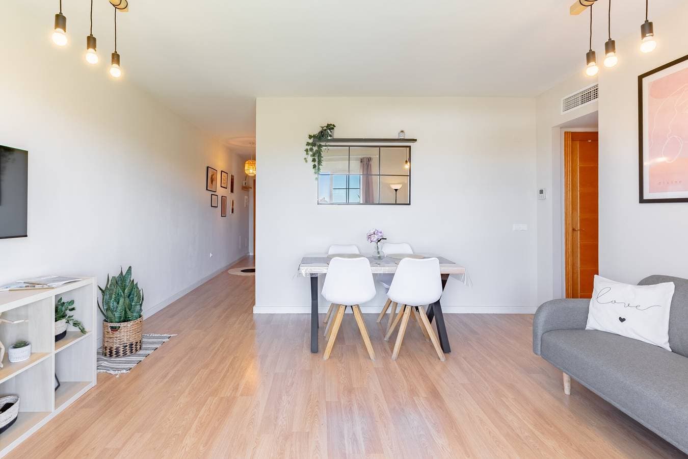 Foto 6 von 24: Ferienwohnung 'Meerblick - 2 Schlafzimmer' mit Gemeinschaftspool, Wi-Fi und Klimaanlage