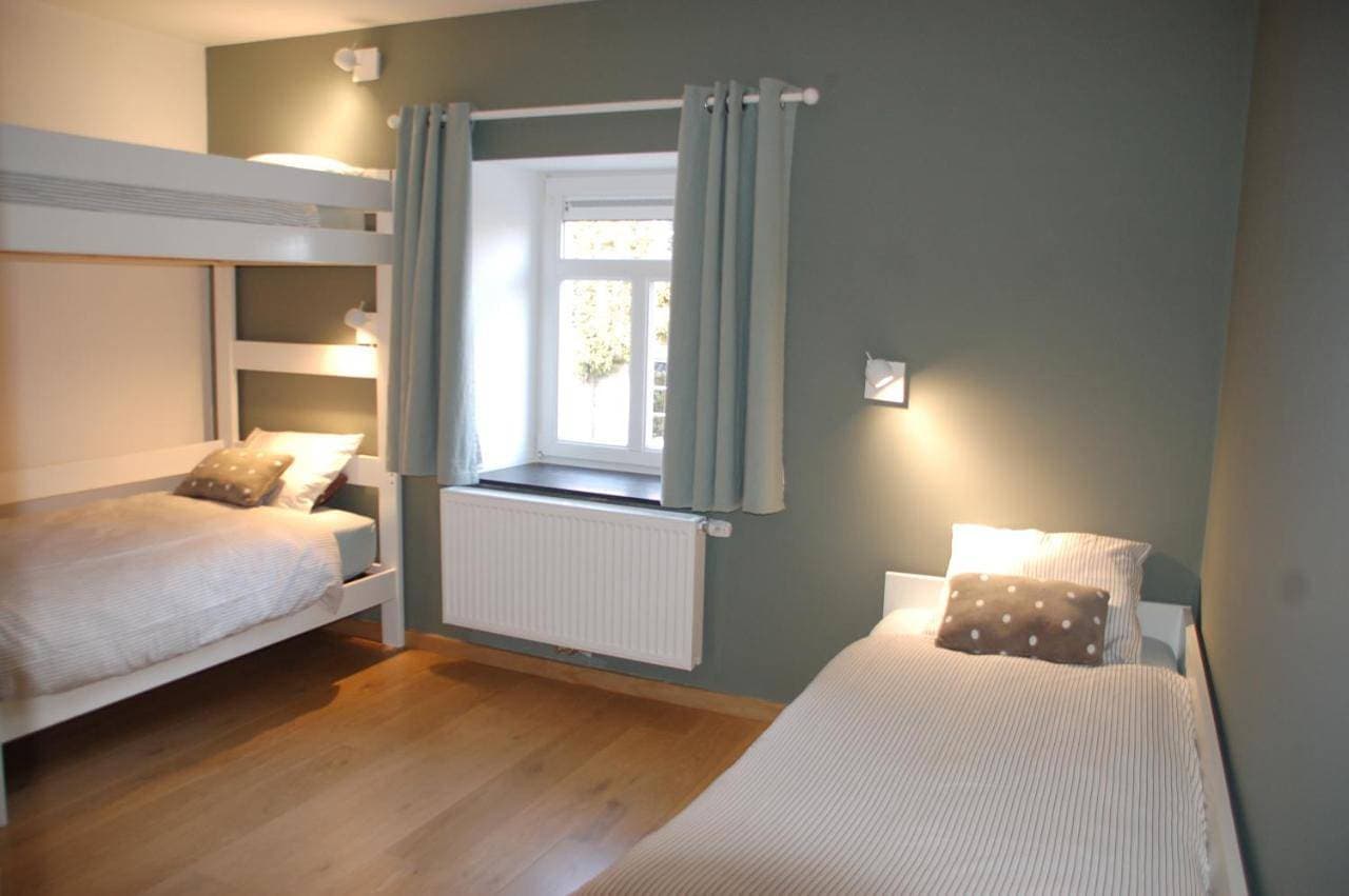 Foto 7 von 107: Four-Bedroom House