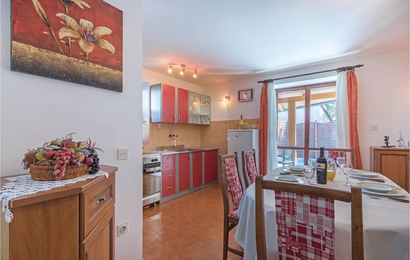 Foto 9 von 36: Gemütliche 2-Zimmer-Wohnung mit Pool und Terrasse, 800 m vom Strand Pomer entfernt