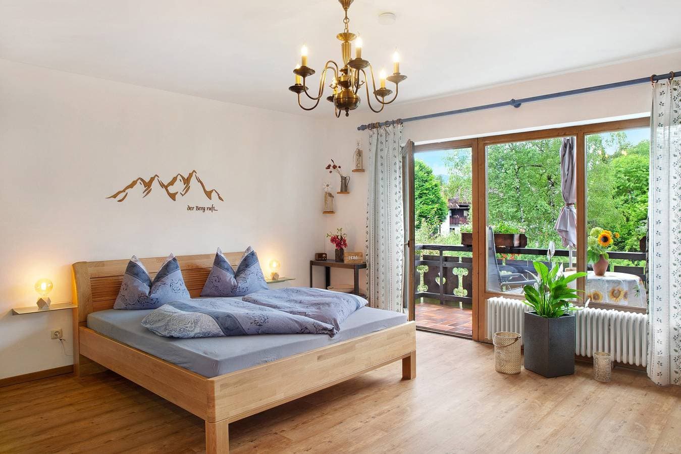 Foto 3 von 33: Studio-Apartment 'Aschaubichl – Enzian' mit Bergblick, Balkon und WLAN