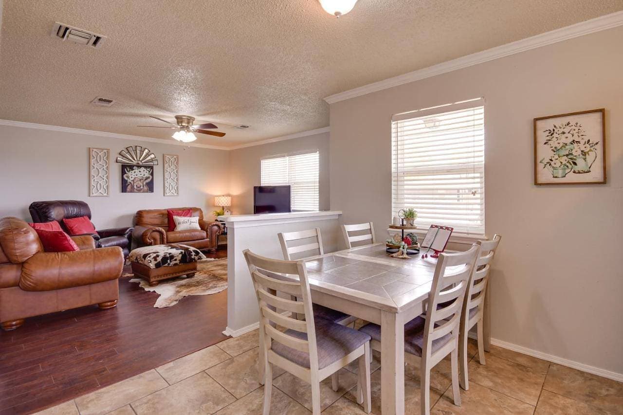 Foto 5 von 26: Pet-Friendly Vacation Rental with Yard in Canyon