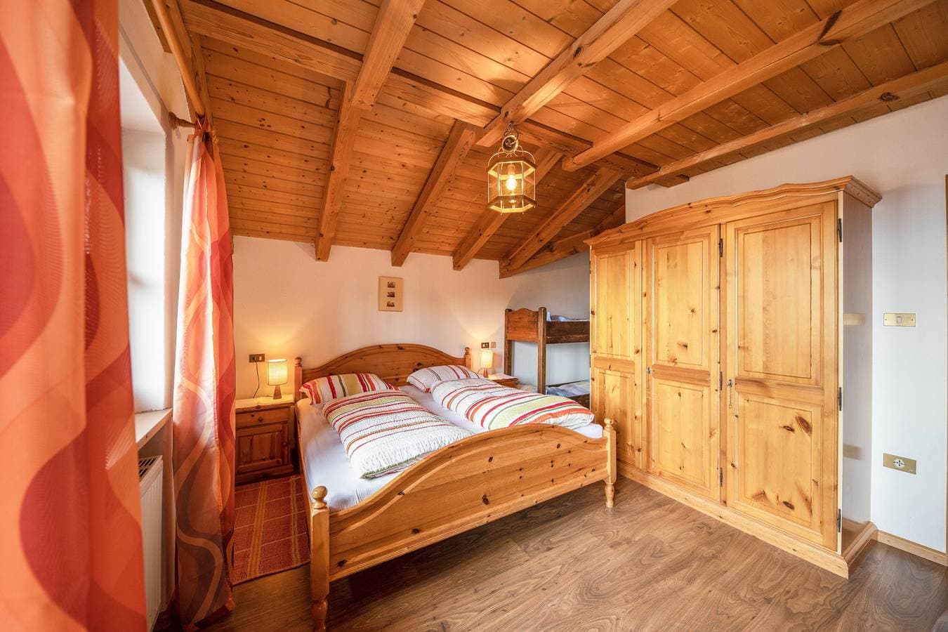 Foto 4 von 23: Ferienwohnung "Malgorerhof Pfister" mit Bergblick, Balkon & Gemeinschaftsgarten