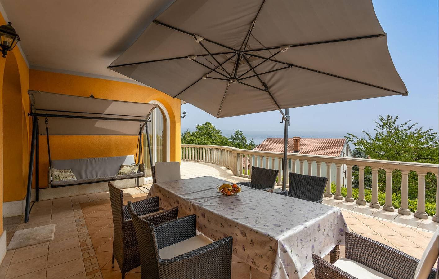 Foto 7 von 48: Urlaub am Meer: 2 km vom Strand entfernt, mit Pool, Terrasse und WLAN