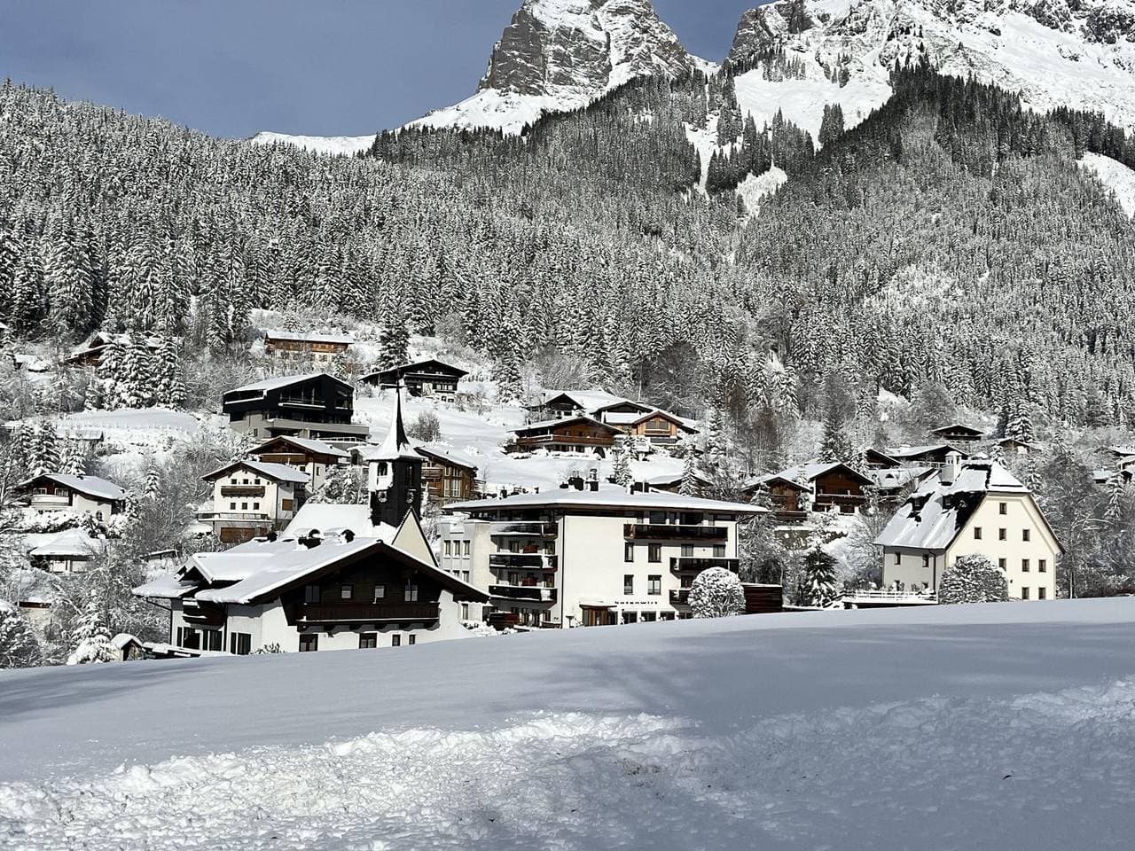 Charmante Unterkunft im Dorf an der Skipiste 1