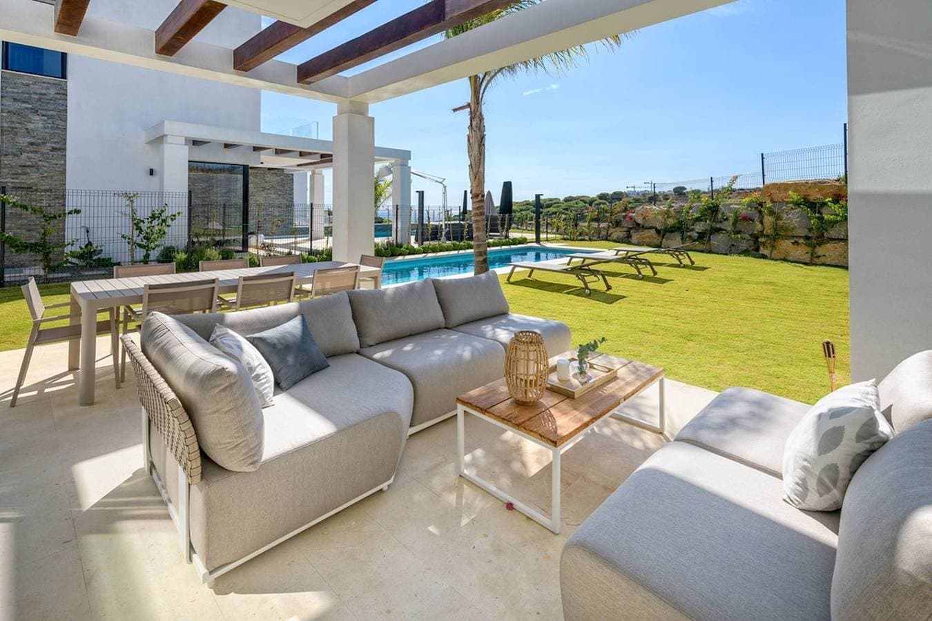 Foto 3 von 28: Amazing Costa Del Sol Villa | 5 Bedrooms | Villa Teodoro | Private Jacuzzi