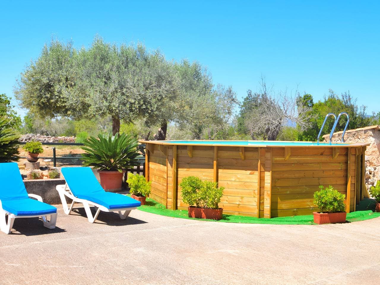 Schöne Finca in Llubí mit Pool und Wi-Fi, 4 Pers 1