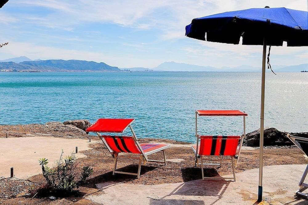 Villa Teti: A bright three-story villa built sheer above the sea, with Free Wi-Fi. 1