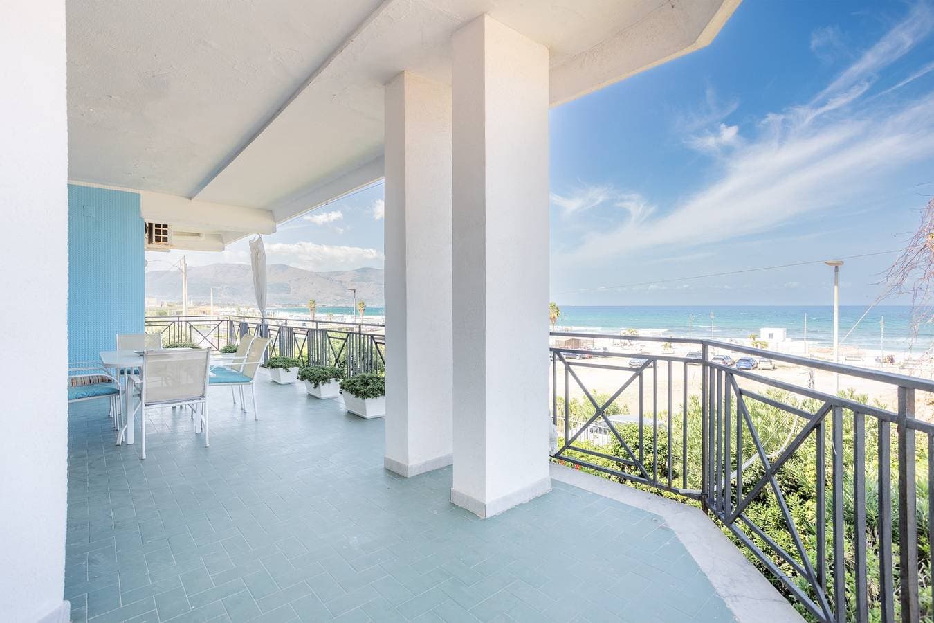 Foto 3 von 34: Ferienhaus 'Villa Le 2 Palme' mit Meerblick, Wi-Fi und Klimaanlage