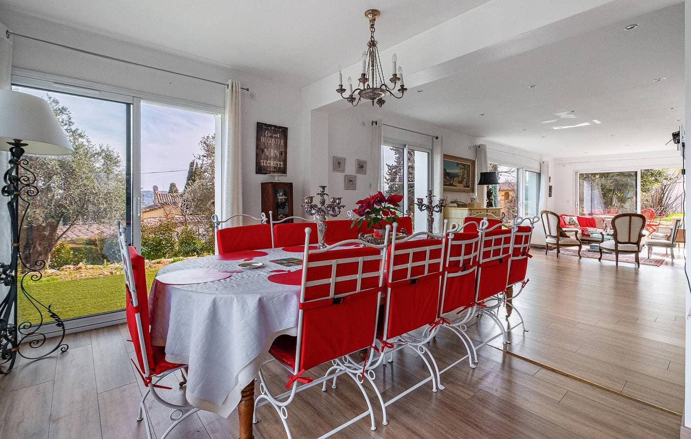 Foto 7 von 24: Gemütliche Wohnung mit Pool und Parkplatz, in der Nähe von Restaurants - Peymeinade