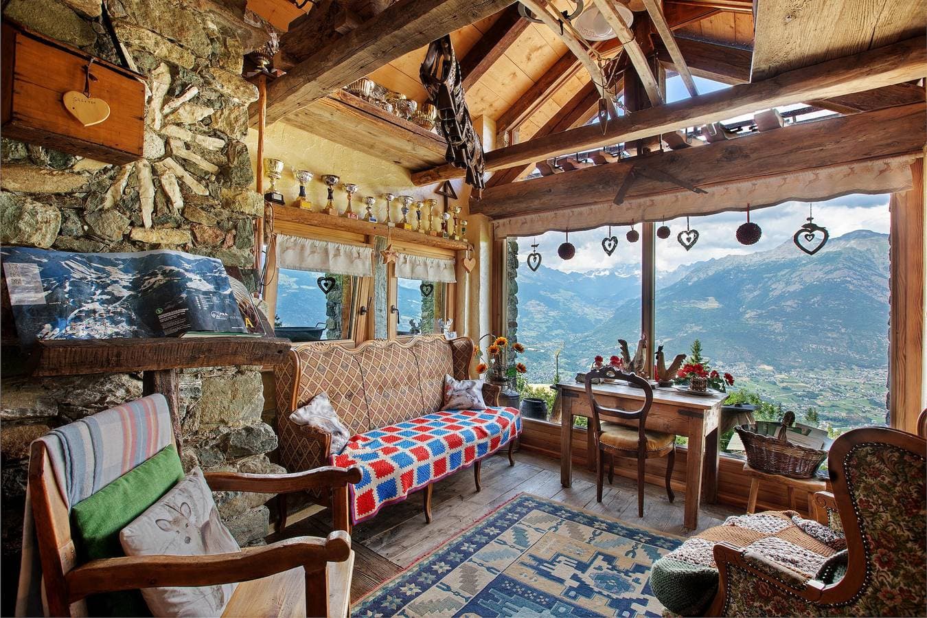 Foto 3 von 38: Zimmer „Capriolo“ – Privatsphäre und Ruhe mit Bergblick