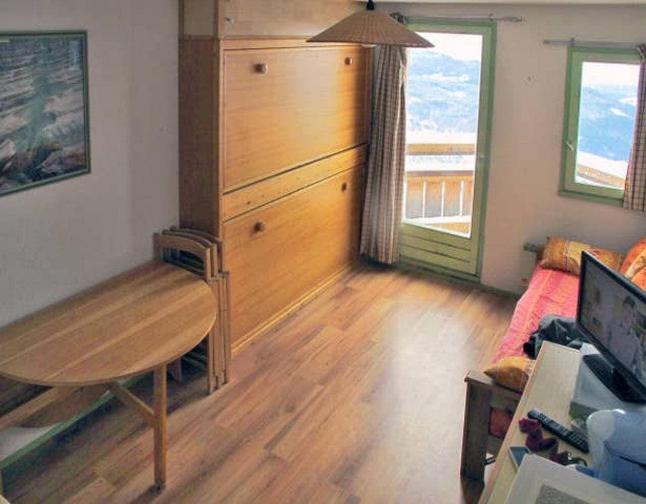 Foto 2 von 10: Ferienwohnung '7 Laux - Balcon Sud' mit Balkon