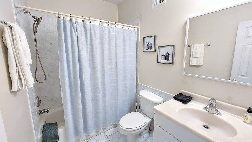 Foto 12 von 26: Urban Oasis I Large 2bd/1ba I Surrounded by Nature I 30 mins to Dc