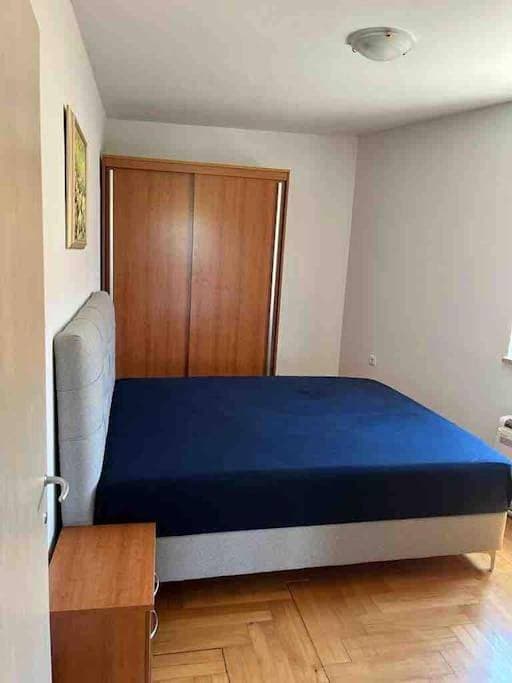 Foto 12 von 17: Two-Bedroom Apartment
