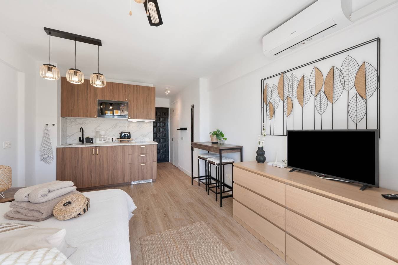 Foto 3 von 23: Apartment 'Boho Studio' mit Balkon, WLAN und Klimaanlage