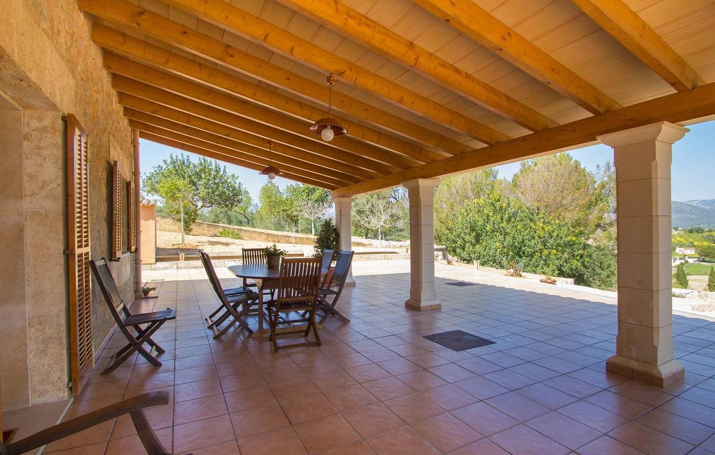 Foto 12 von 46: Sonniges Apartment mit Pool und Terrasse - nahe der Stadt