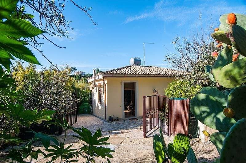 Foto 7 von 45: Cottage für 5 Personen mit Garten