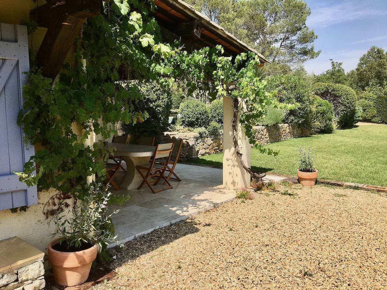 Foto 6 von 49: Les 2 Palmiers : 6 à 10 vacances détente en Provence