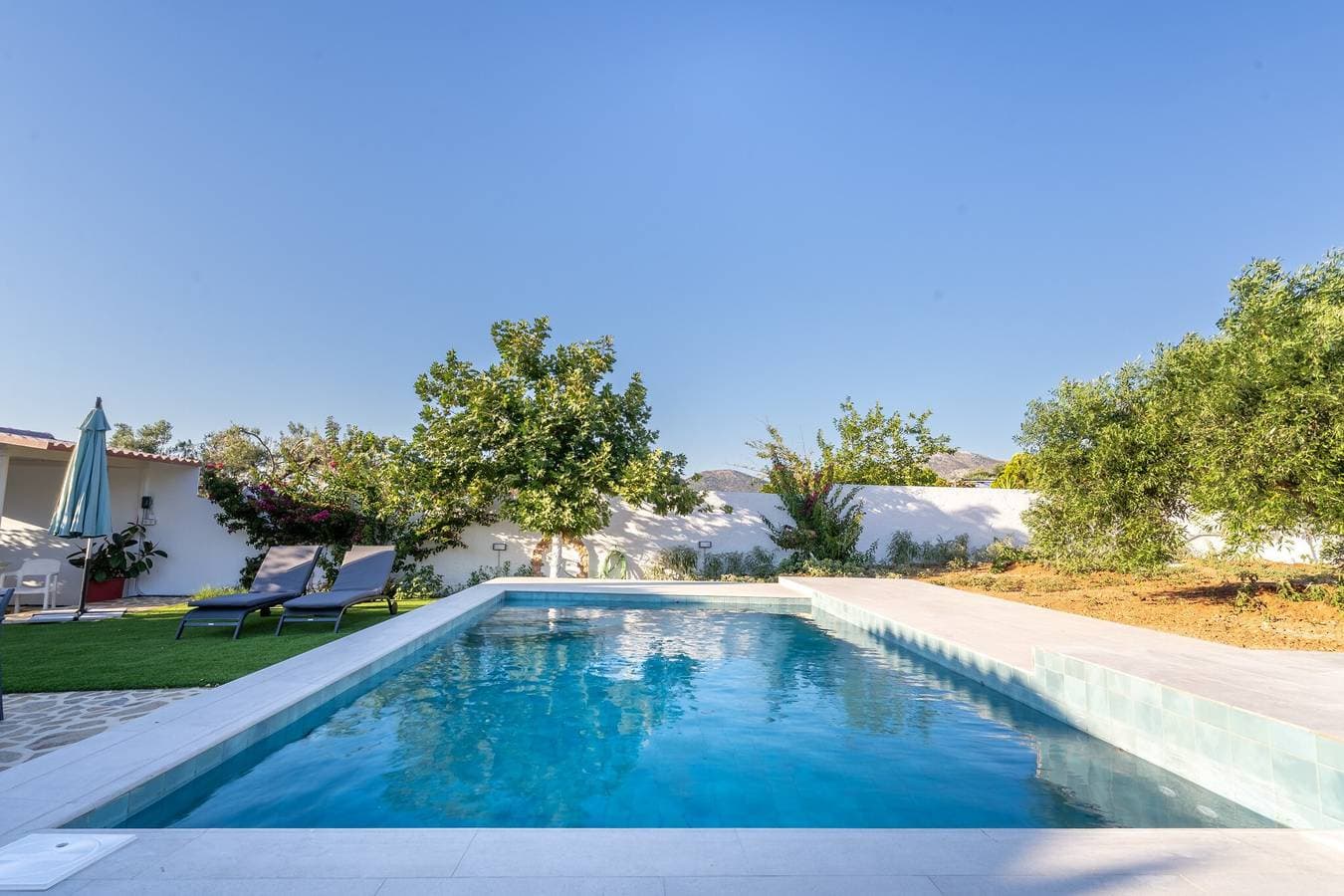 Foto 5 von 45: Ferienhaus „Luxury Country House“ mit Bergblick, WLAN und Klimaanlage