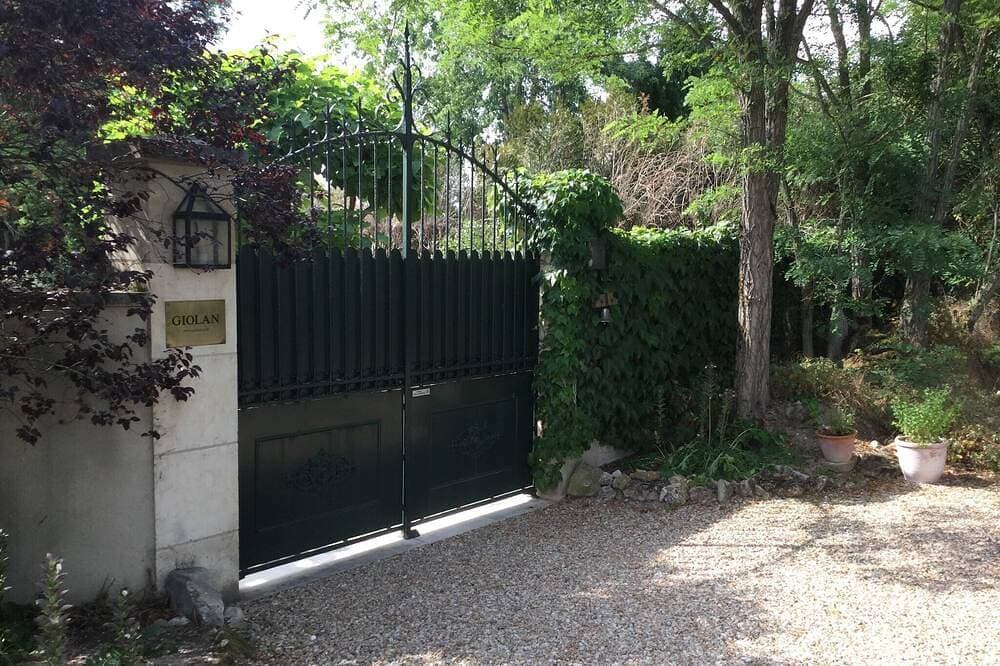 Foto 13 von 30: Ferienhaus in Le Châtelet mit Pool