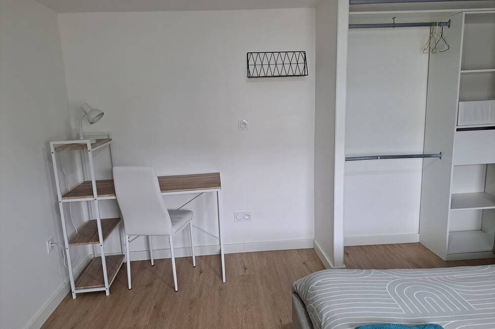 Foto 3 von 29: Appartement Refait à Neuf Tout Équipé en Rdc Avec Jardin Terrasse ,barbecue