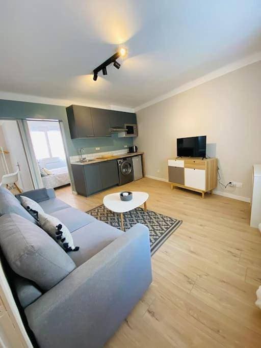 Foto 3 von 17: Two-Bedroom Apartment