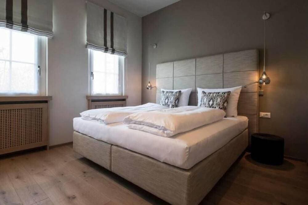 Foto 4 von 27: Luxusvilla am Gardasee mit privatem Badesteg