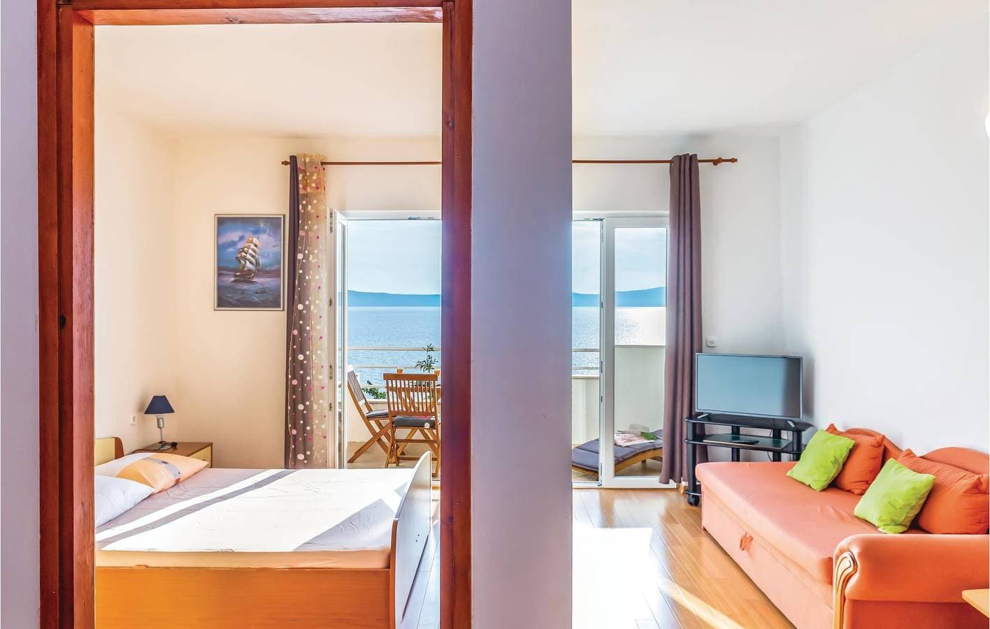 Foto 2 von 20: Gemütliche Wohnung mit Terrasse, WLAN und 900 m zum Strand
