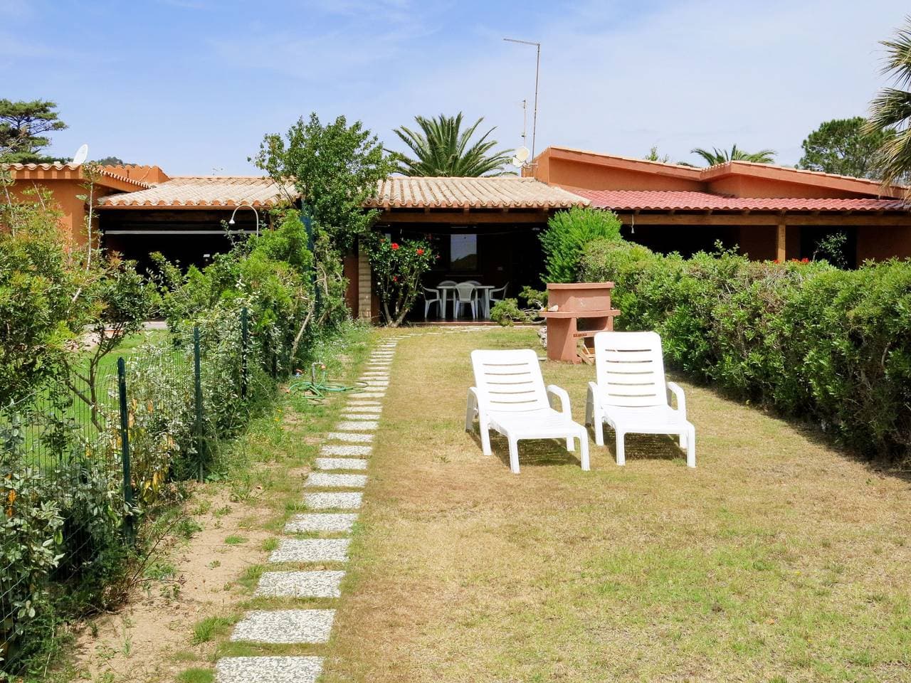 Kleines Reihenhaus Rei Marina Fronte Mare 1