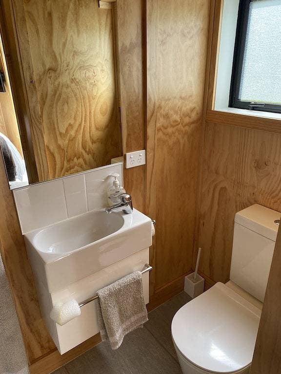 Foto 13 von 17: Tiny Studio - Near New