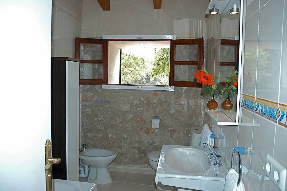 Foto 7 von 26: Beautiful home in Estellencs