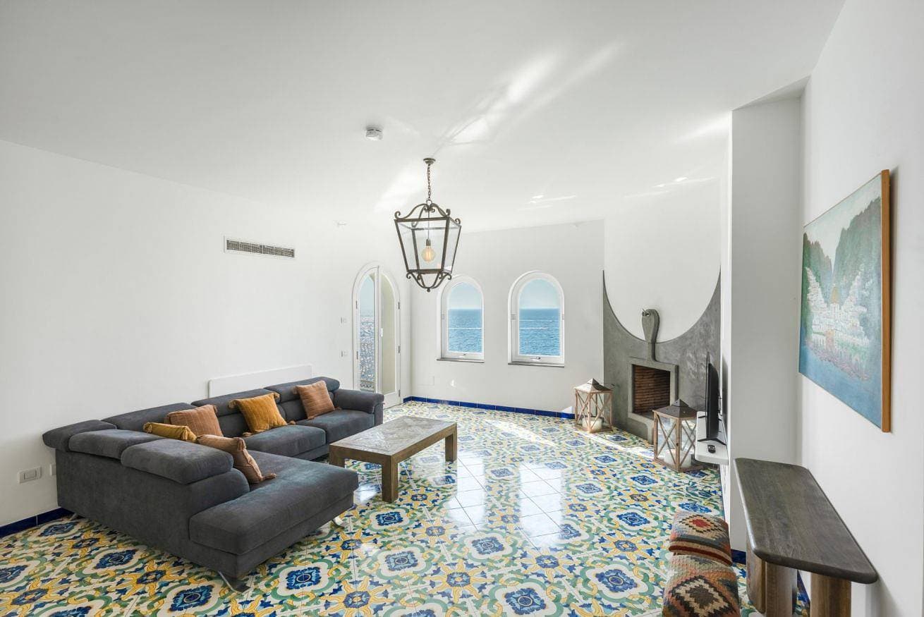Foto 7 von 62: Villa Stunning view on the sea of Naples with private pool and beach access