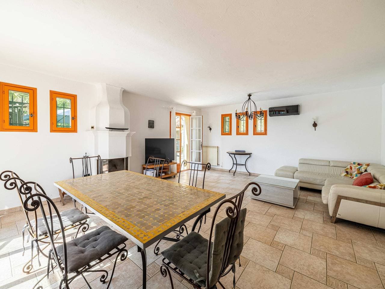 A/C Haus 4Br/10P mit Pool – 40 Minuten von Cannes 1