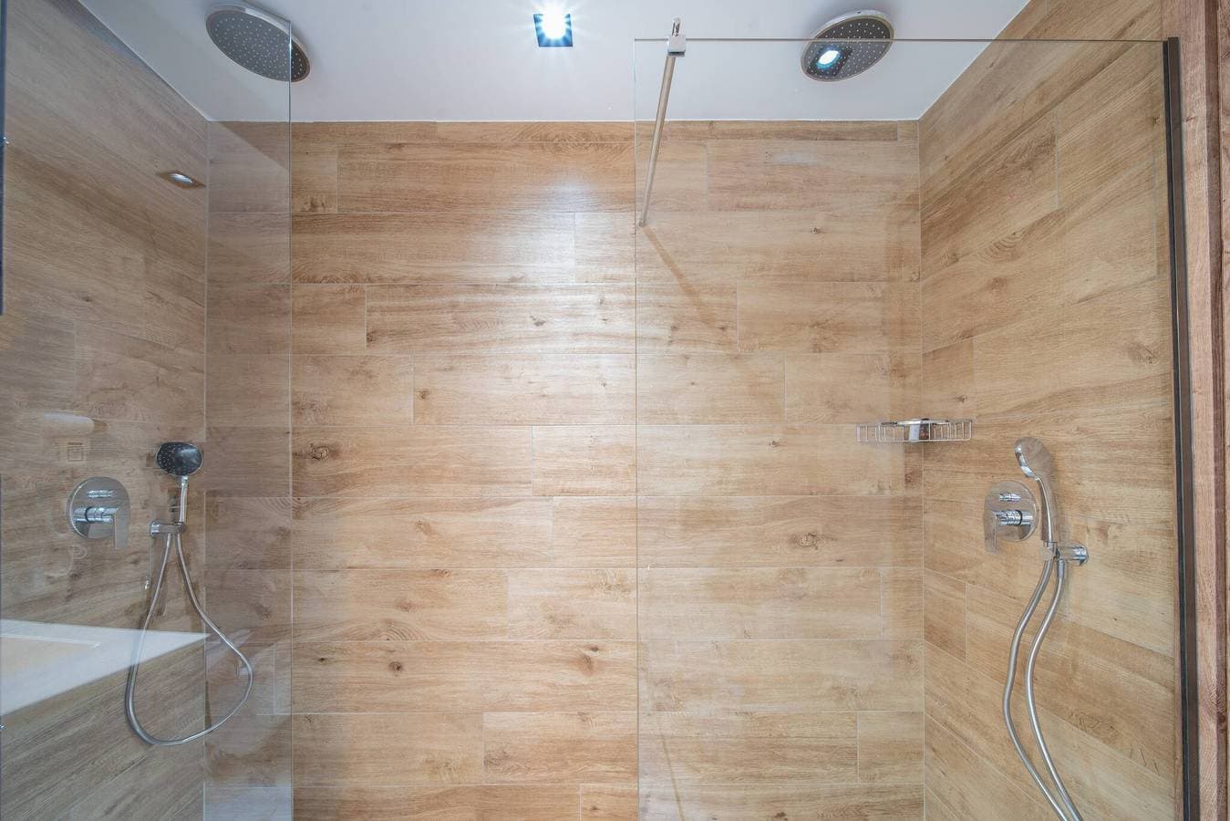 Foto 7 von 17: Napoleon Olive Home 2bd 1ba