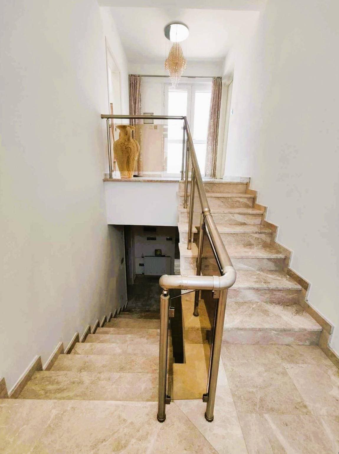 Foto 10 von 32: Private Poolvilla · Familienhaus in Bahceli