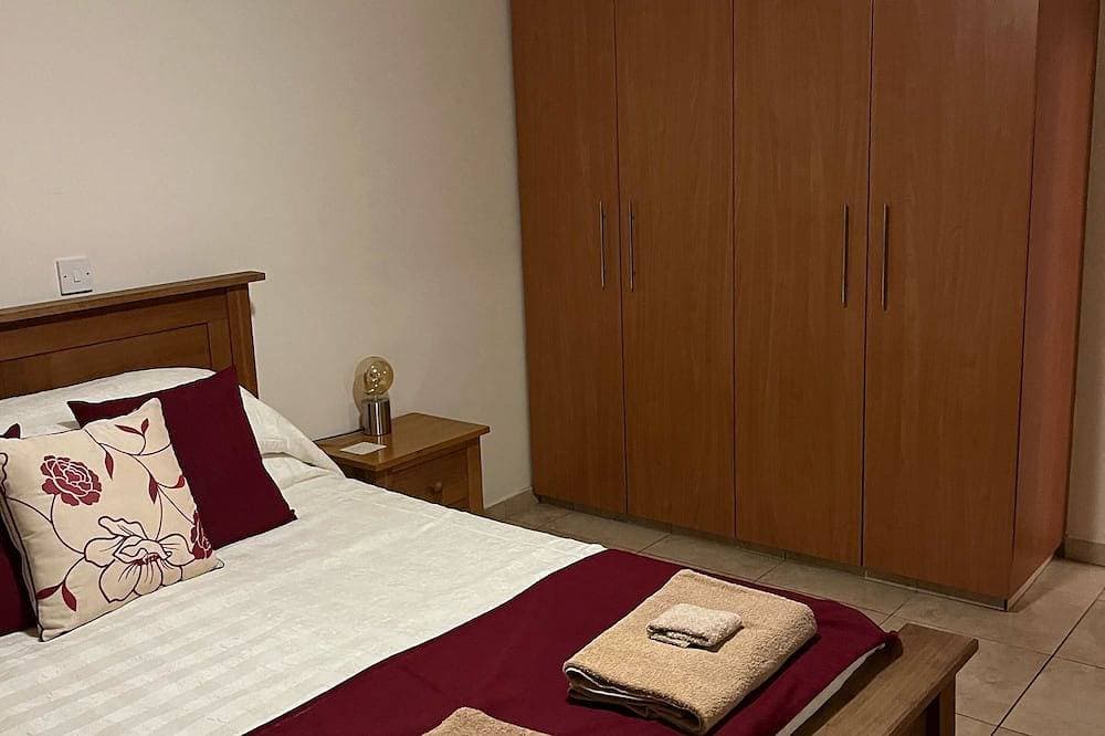 Foto 4 von 30: 2 Schlafzimmer Erdgeschosswohnung in der Nähe von Geschäften, Restaurants, Altstadt und Strand