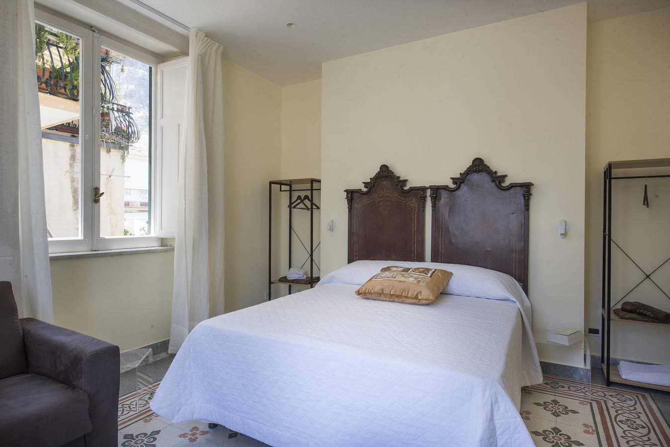 Foto 3 von 28: B&B Villa Liberty sul Mare - Camera Smeraldo by Wonderful Italy