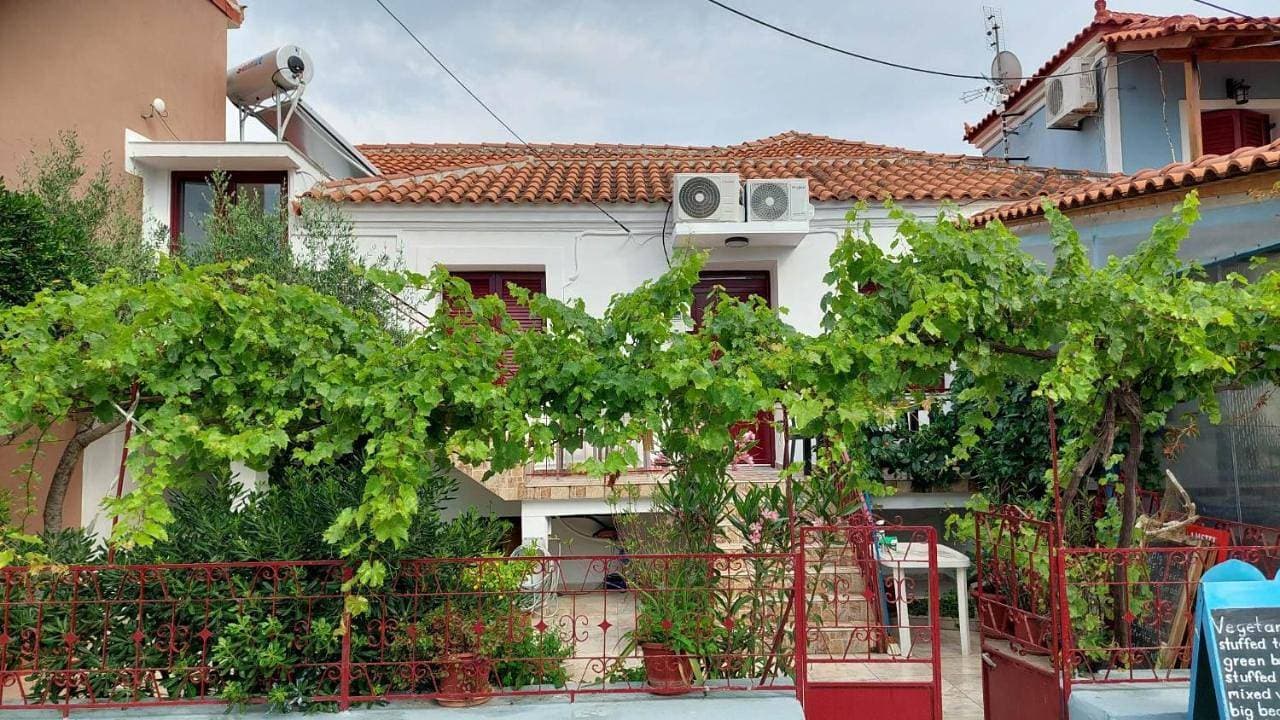 Foto 4 von 23: Two-Bedroom House