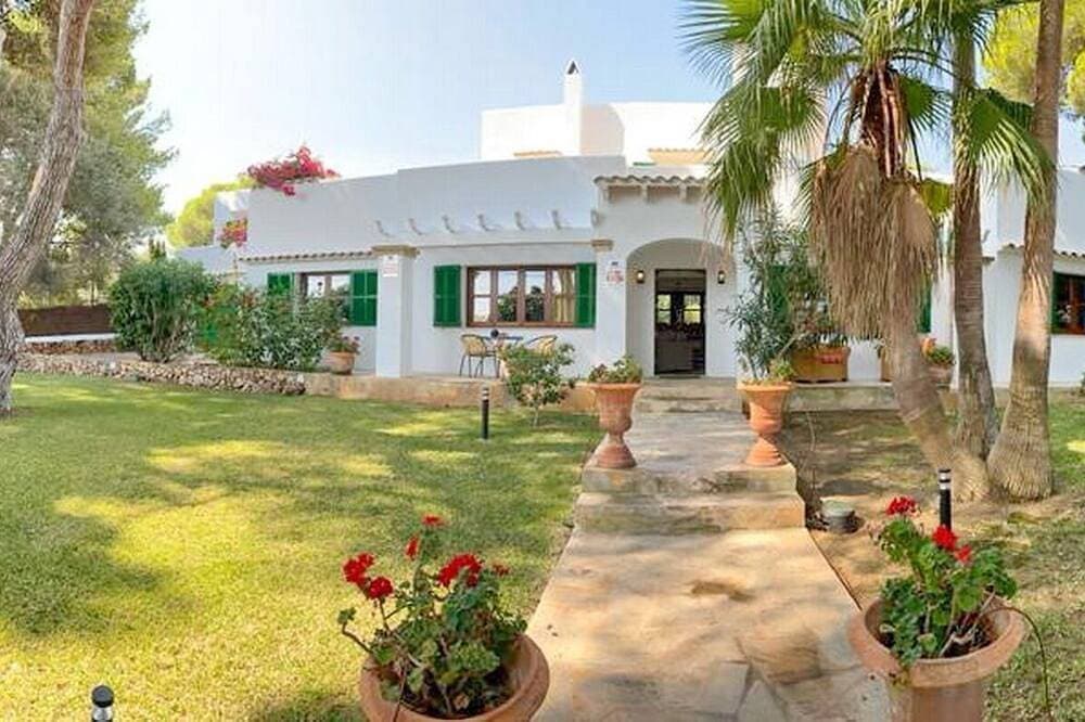 Wunderbare 4-Bett-Villa mit privatem Pool im Zentrum von Cala D'Or, 5 Minuten zu Fuß zum Strand 1