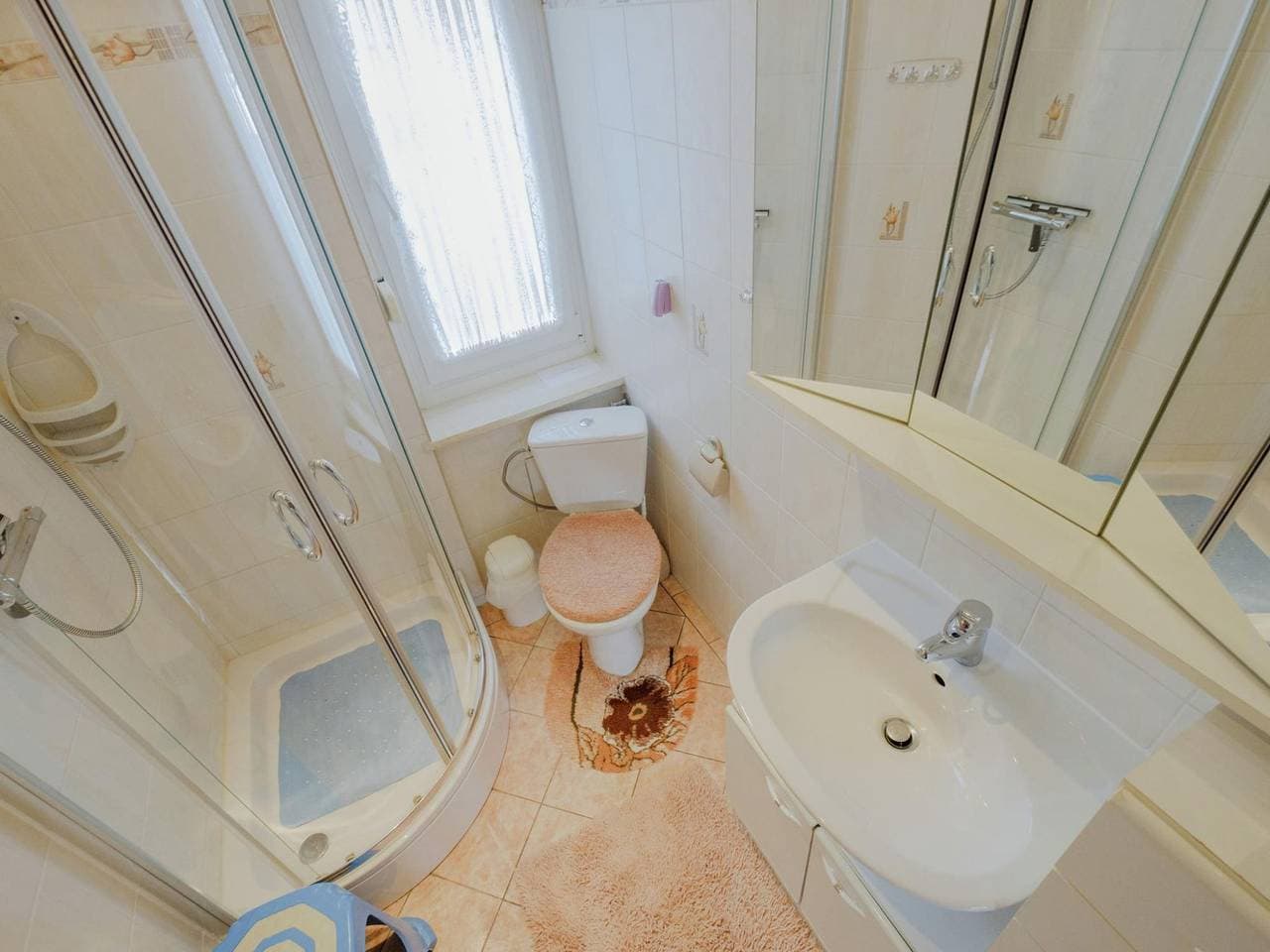 Foto 11 von 17: Ferienhaus für 4 Personen mit Terrasse