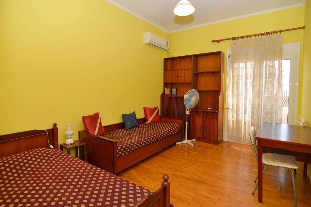 Foto 5 von 30: Mytilini central apt 5 min walk from port, shops