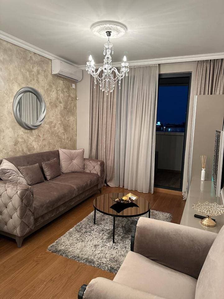Foto 7 von 12: One-Bedroom Apartment with City View
