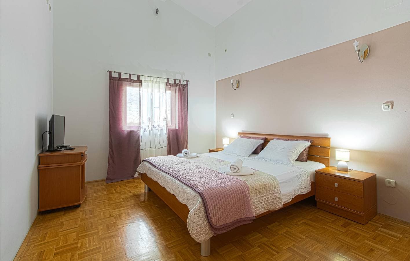 Foto 6 von 29: Gemütliches Apartment am Strand mit Pool, Terrasse und WLAN – 2,5 km vom Strand entfernt!