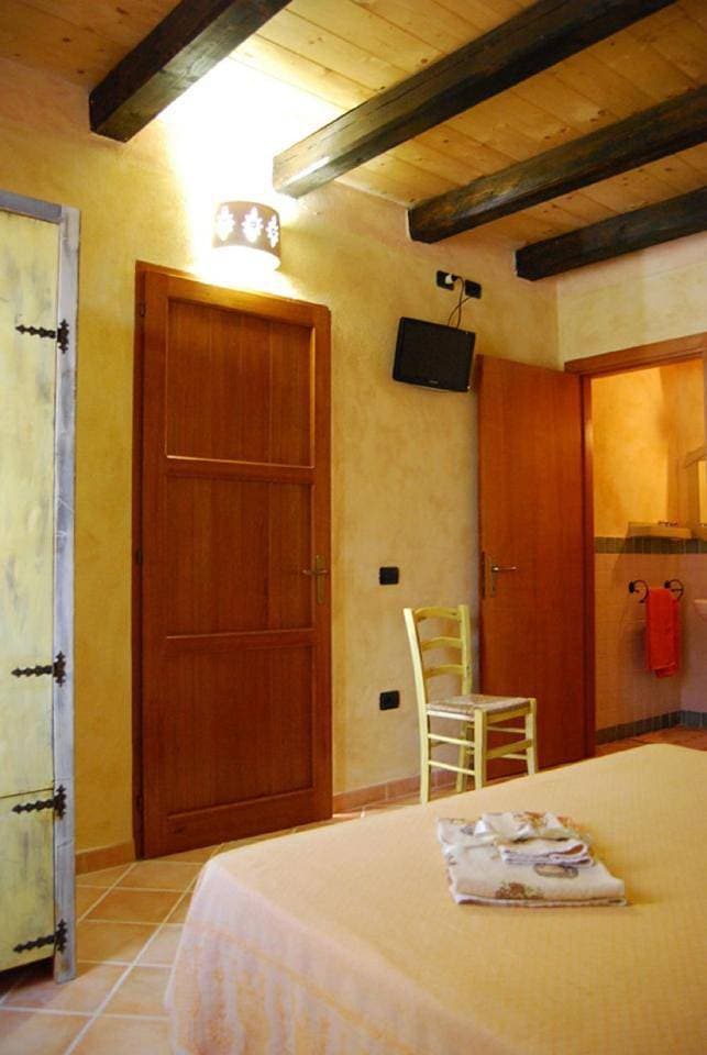 Foto 6 von 10: Double or Twin Room with Bathroom