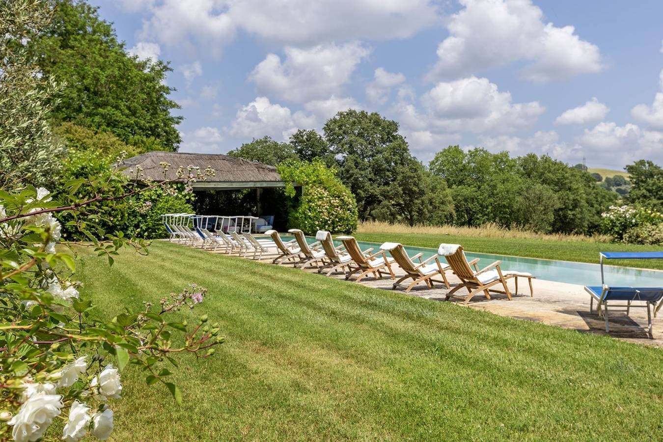Foto 7 von 54: Villa für 13 Personen mit Garten