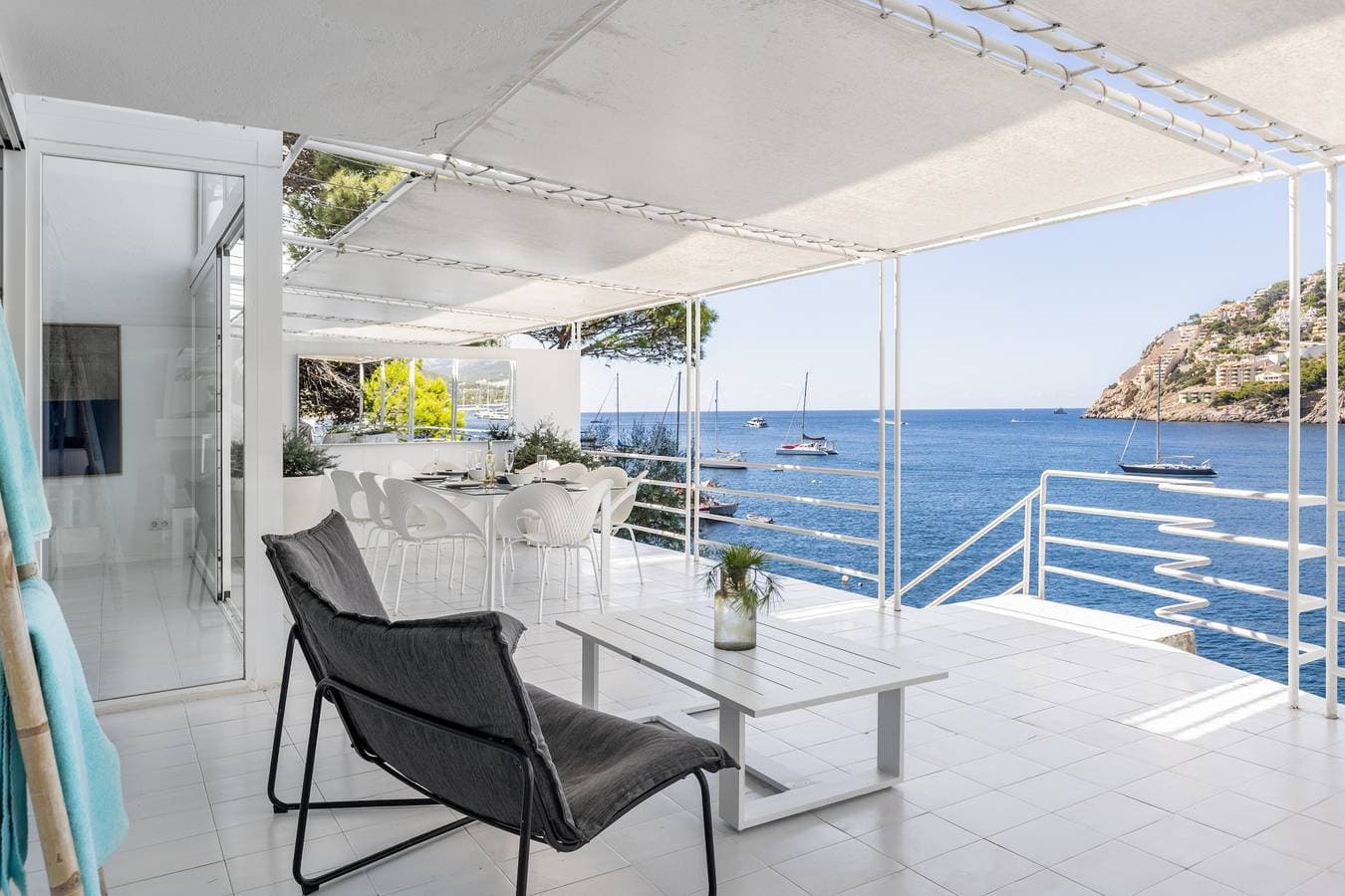 Foto 2 von 28: Andratx Mar - Fantastic Villa over the sea