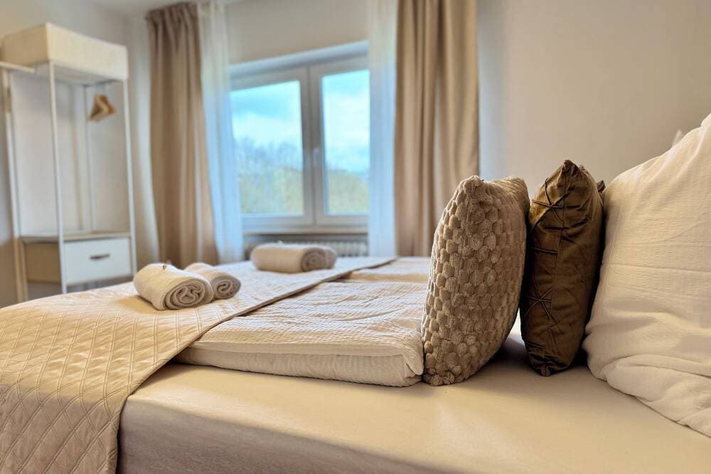 Grüne Oase in Weikersheim, Zentrum nahe in sehr ruhiger Lage. Apartment II 1