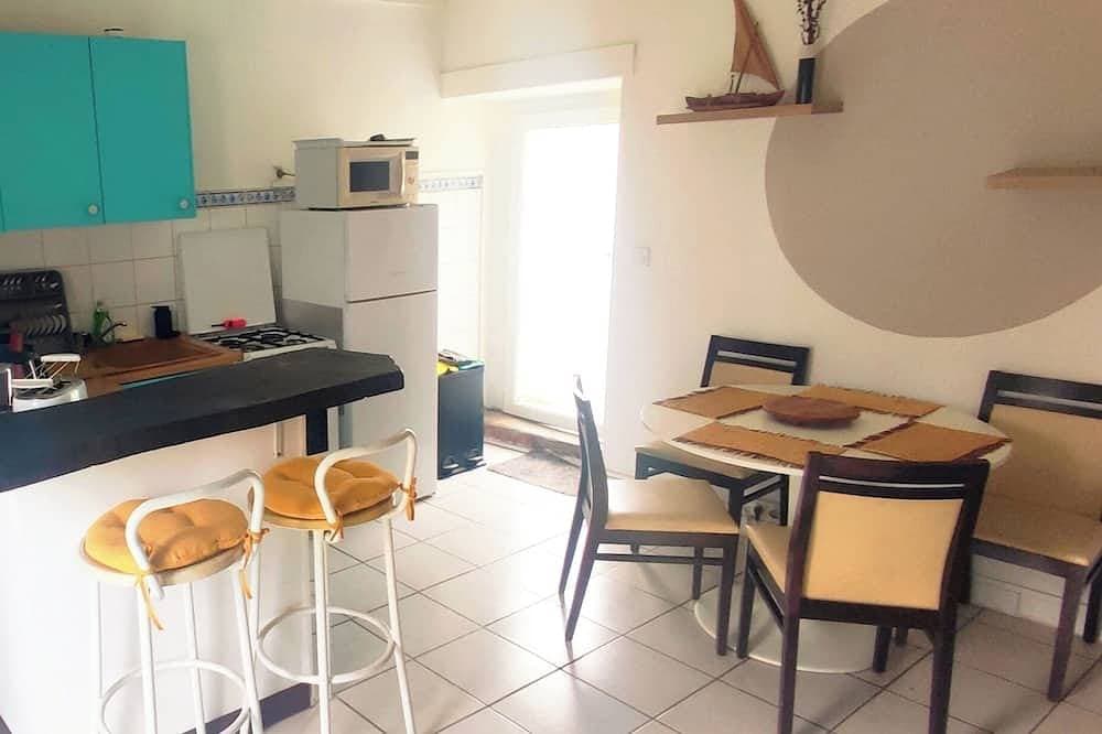 Foto 9 von 12: Single-storey house, typical of Brittany,. animals accepted.