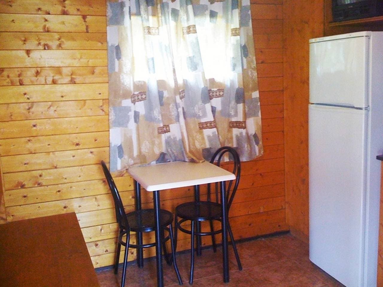 Foto 4 von 27: Bungalow für 3 Personen mit Pool